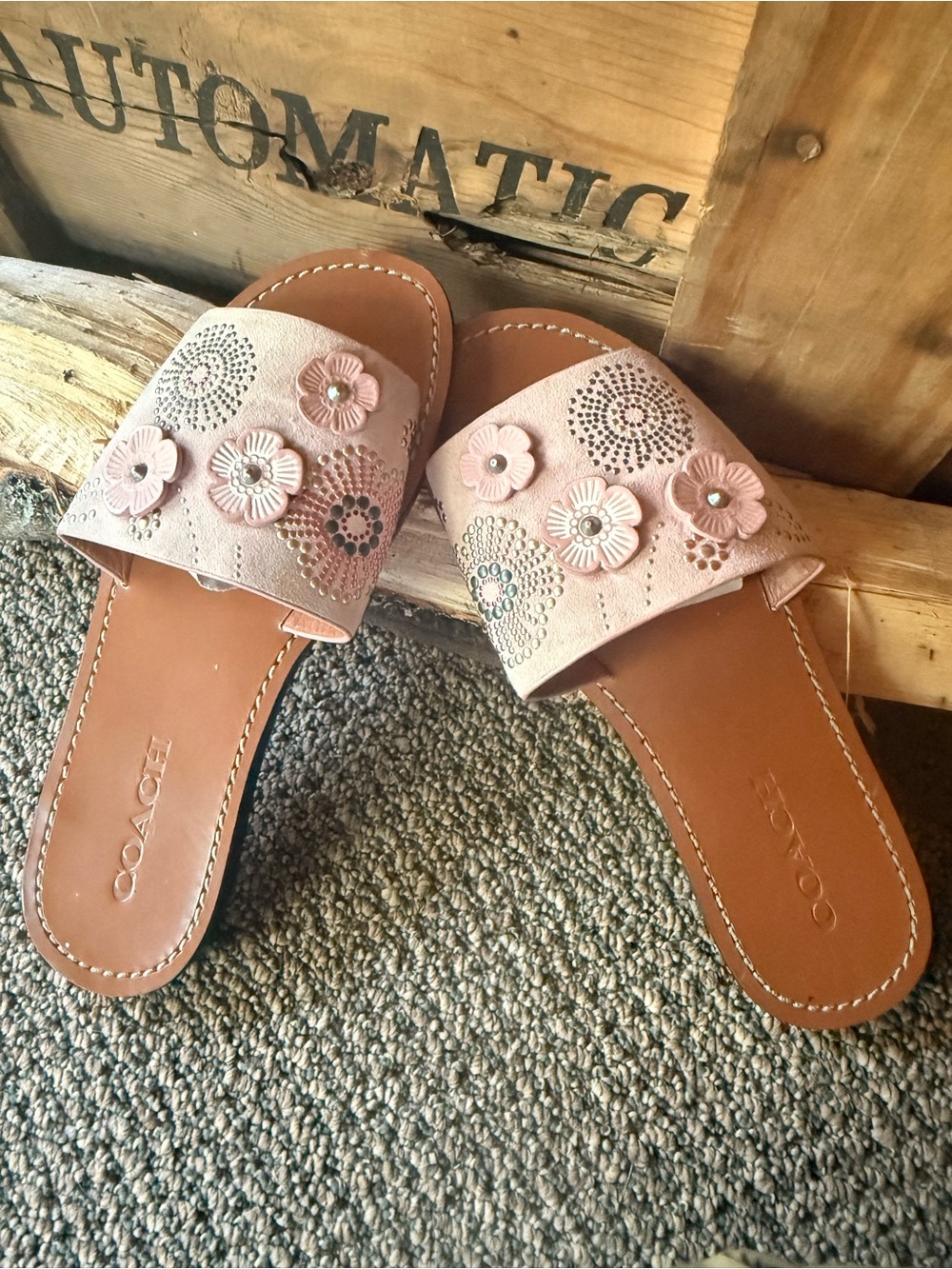 Coach Tea rose Rivet Sandal Slides